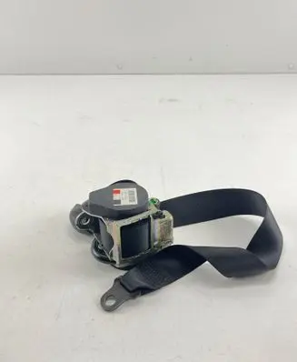 Porsche Boxster 986 Front seatbelt 561102901