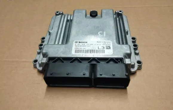 Honda CR-V Engine control unit/module 37820RSXG03 0281030793
