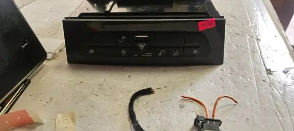 Mercedes-Benz E W211 Sound system wiring loom 1355426