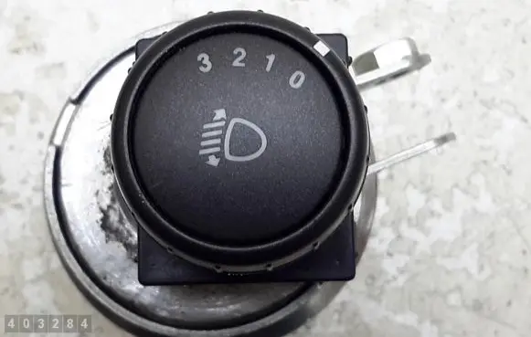 SsangYong Actyon Headlight level height control switch