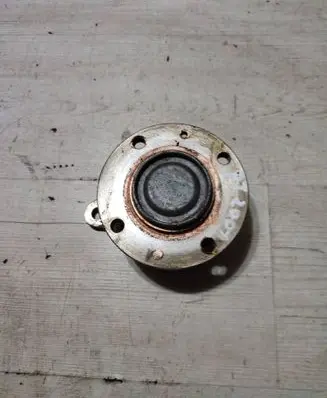 Peugeot 2008 II Rear wheel hub