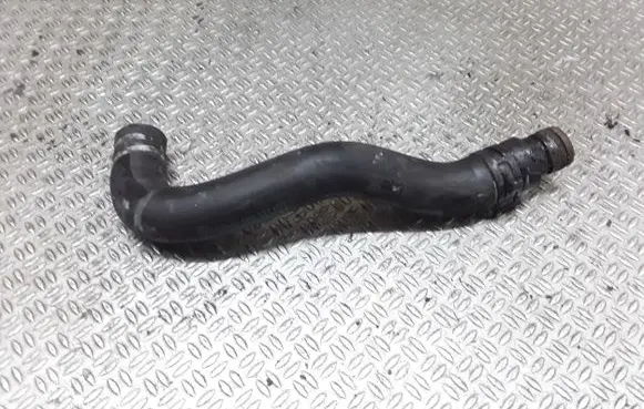 Audi A6 S6 C6 4F Engine coolant pipe/hose