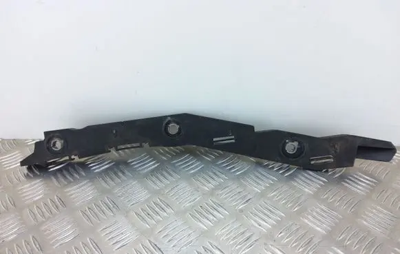 Citroen C4 I Picasso Front bumper mounting bracket 9656670980