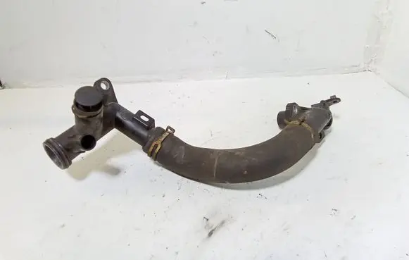 Peugeot 5008 Engine coolant pipe/hose