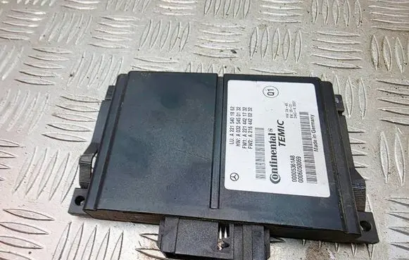 Mercedes-Benz S W221 Parking PDC control unit/module A2215401862