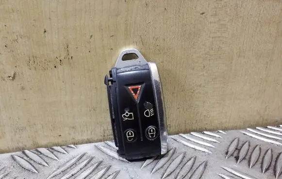 Jaguar XF X250 Ignition key/card 