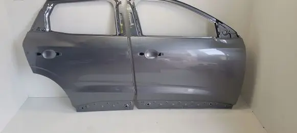 Renault Captur Front door