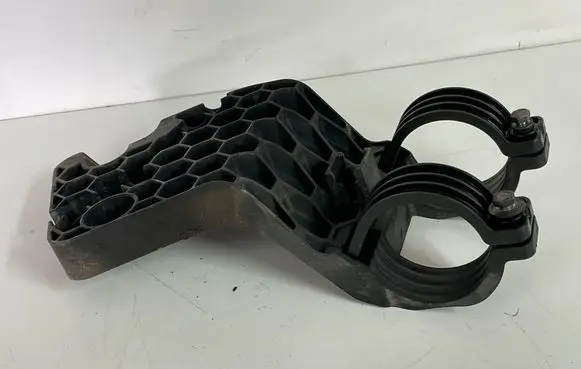 BMW X6 E71 Fuel filter bracket/mount holder 70314607