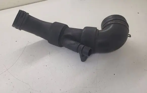 Volkswagen Multivan T5 Air intake hose/pipe 7H0129615
