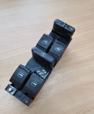 Volkswagen PASSAT B5 Electric window control switch 1J4959857 03755000