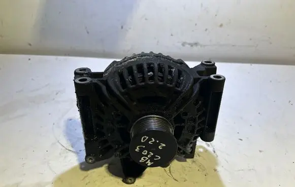 Mercedes-Benz C W203 Generator/alternator 0124625045 A0141540702