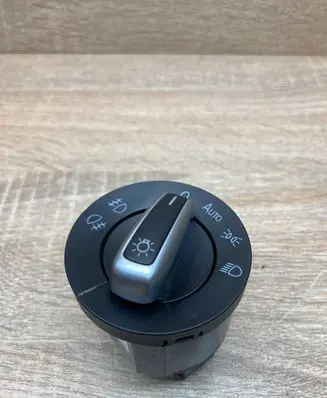Volkswagen Jetta VI Light switch 3C8941431A