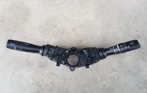 Hyundai i40 Headlight wiper switch 