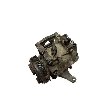 Subaru Impreza II Air conditioning (A/C) compressor (pump) 73111FE021 0107161425