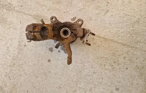 Skoda Superb B6 (3T) Front wheel hub
