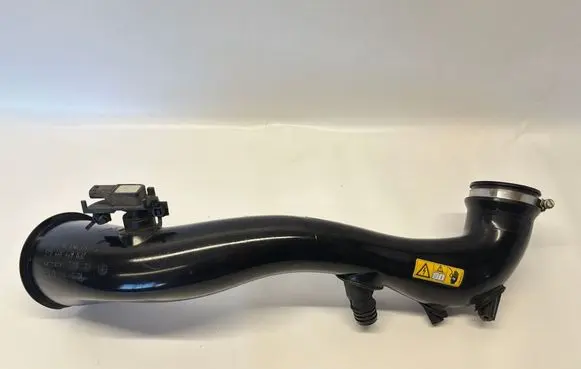 Mercedes-Benz C W204 Air intake duct part A2740900429