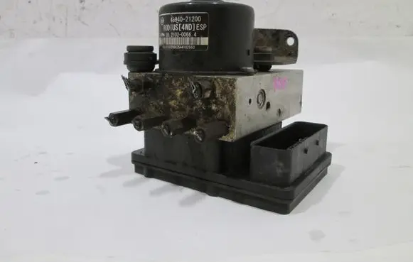 SsangYong Rodius ABS Pump 4894021210 4894021200