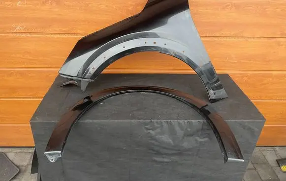Peugeot 208 II Fender