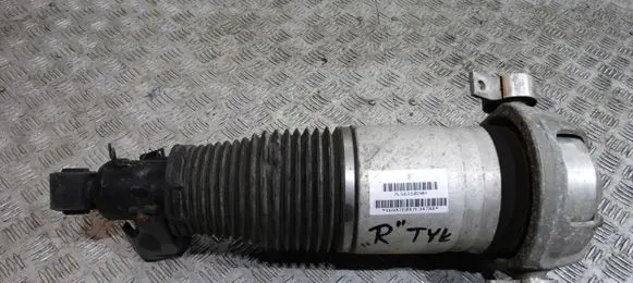 Porsche Cayenne (9Y0 9Y3) Other under body part 