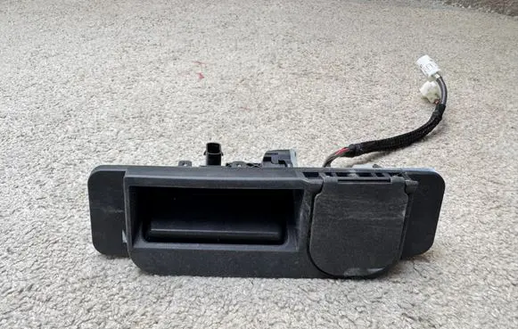 Mercedes-Benz C W205 Tailgate handle with camera A2227500893 1104171 01150078006