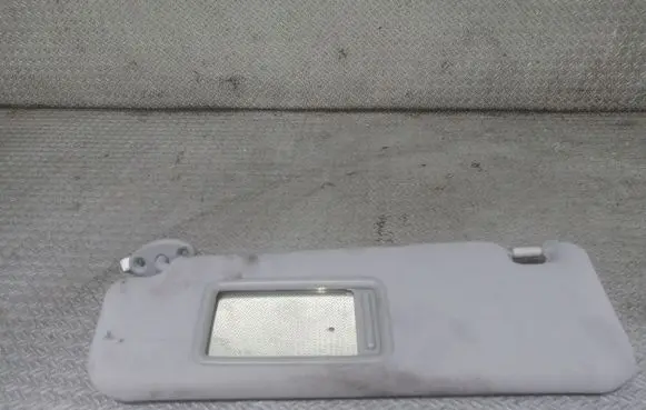 Toyota Prius (XW20) Sun visor