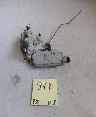 Nissan Primera Front door lock 3482942