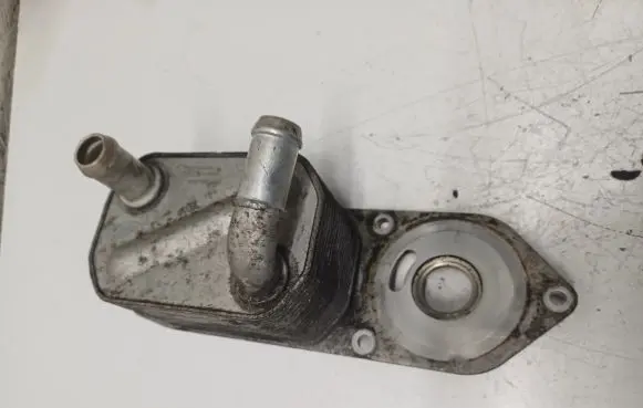 Engine oil radiator
