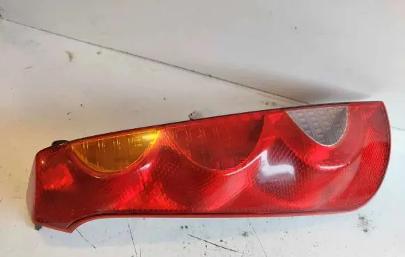 Nissan Note (E11) Rear/tail lights 22016752