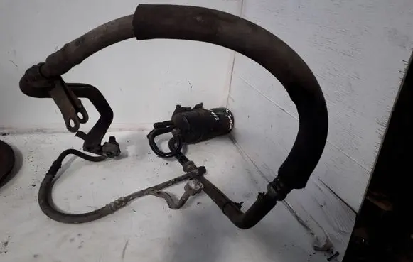 Ford Explorer Air conditioning (A/C) pipe/hose