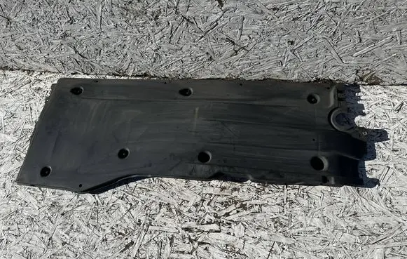 Rear underbody cover/under tray