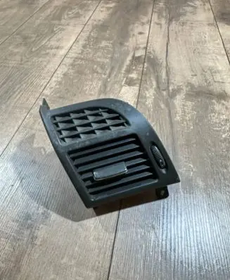 Mercedes-Benz E W211 Dash center air vent grill 2118301154