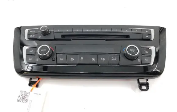 BMW 4 F32 F33 Climate control unit 9358939