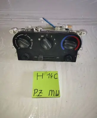 Daihatsu Sirion Climate control/heater control trim 7864645
