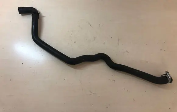 BMW X5 F15 Engine coolant pipe/hose 6968107 64116968107