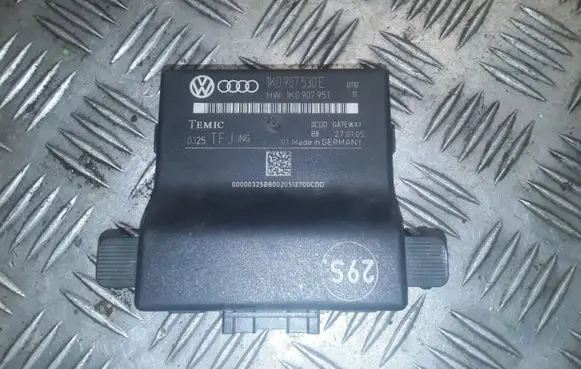 Volkswagen Golf V Other control units/modules 1K0907530E 1KO907951