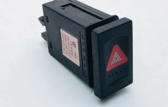 Volkswagen PASSAT B5 Hazard light switch 3B0953235C