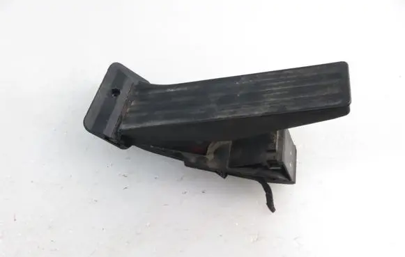BMW X1 E84 Accelerator throttle pedal 6860784