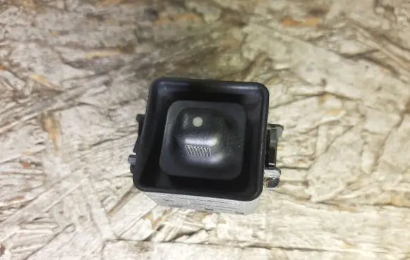 Mercedes-Benz E W124 Wing mirror switch 1248201810
