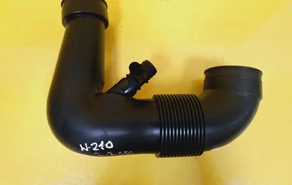 Mercedes-Benz E W210 Air intake hose/pipe A6110940208
