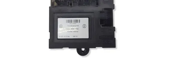 Volkswagen Caddy Door control unit/module 05074660 1K0959793 H02S01