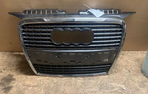 Audi A6 Allroad C6 Front bumper upper radiator grill 
