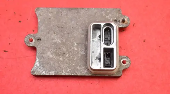 Ford Focus C-MAX Voltage converter/converter module 1459137001