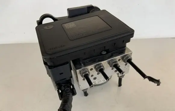 Audi A3 S3 8V ABS Pump 3Q0907379AA 3Q0614517AA 5Q0614235