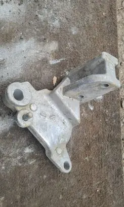 Volvo V50 Engine mounting bracket 31293542