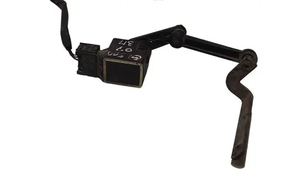Mercedes-Benz GL X164 Headlight/headlamp level sensor A0105427717