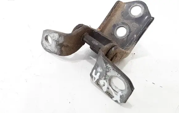 Mazda 3 I Rear door lower hinge