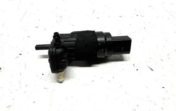 Audi A4 S4 B8 8K Windscreen/windshield washer pump 8K9955647