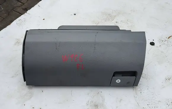 Mercedes-Benz Sprinter W906 Glove box