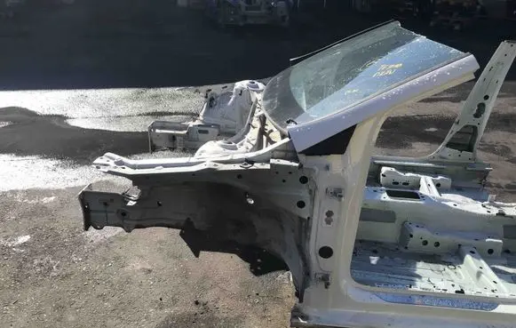 Seat Leon (5F) Front quarter panel 