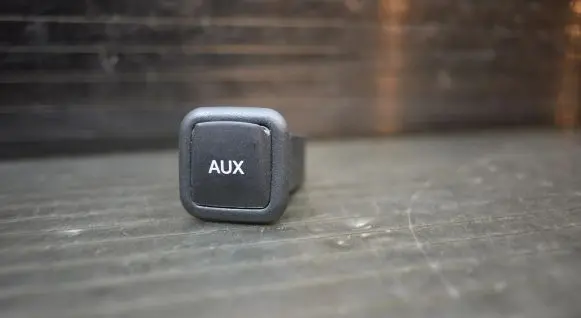 Audi A5 Sportback 8TA AUX in-socket connector 